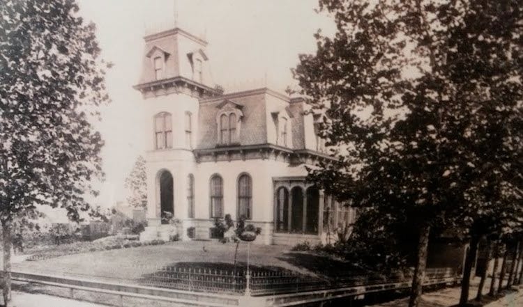 Archival image of the Franz Arzt House